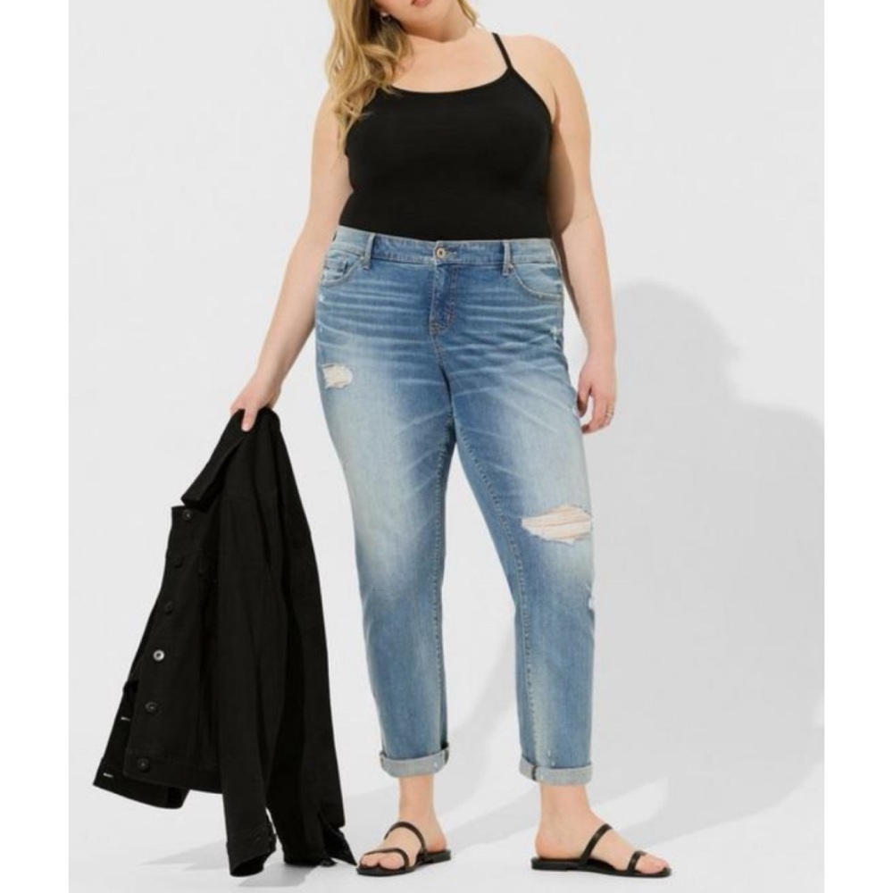🆕 Boyfriend Straight Vintage Stretch Mid-Rise Jean 20 NWT Torrid New! Blue